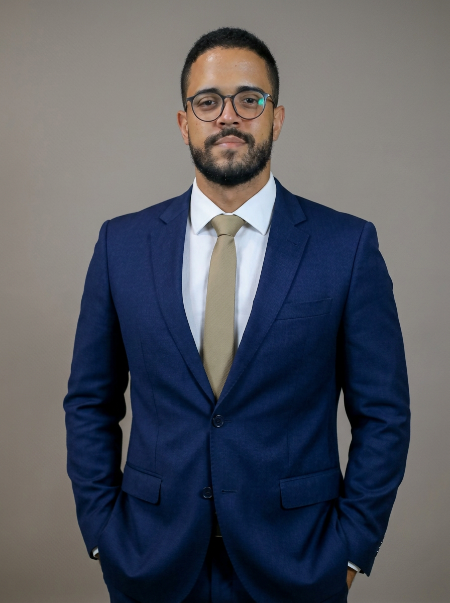 Dr. MF Santiago Jr., advogado fundador do escritório